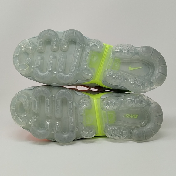 Nike W Air VaporMax Plus Reverse Sunset AO4550-003 - Picture 8 of 8